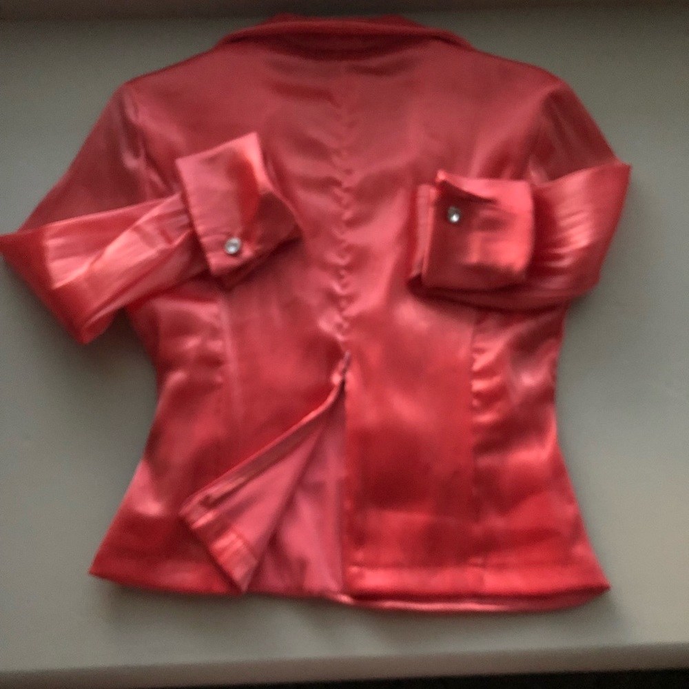 Orange top - Picture 6 of 6